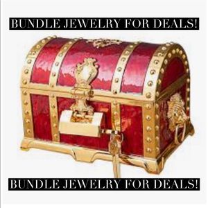 Bundle jewelry for discounted shipping!